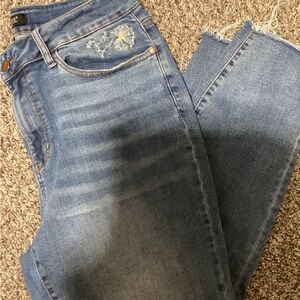 Judy Blue Ankle Cropped Jeans in Blue